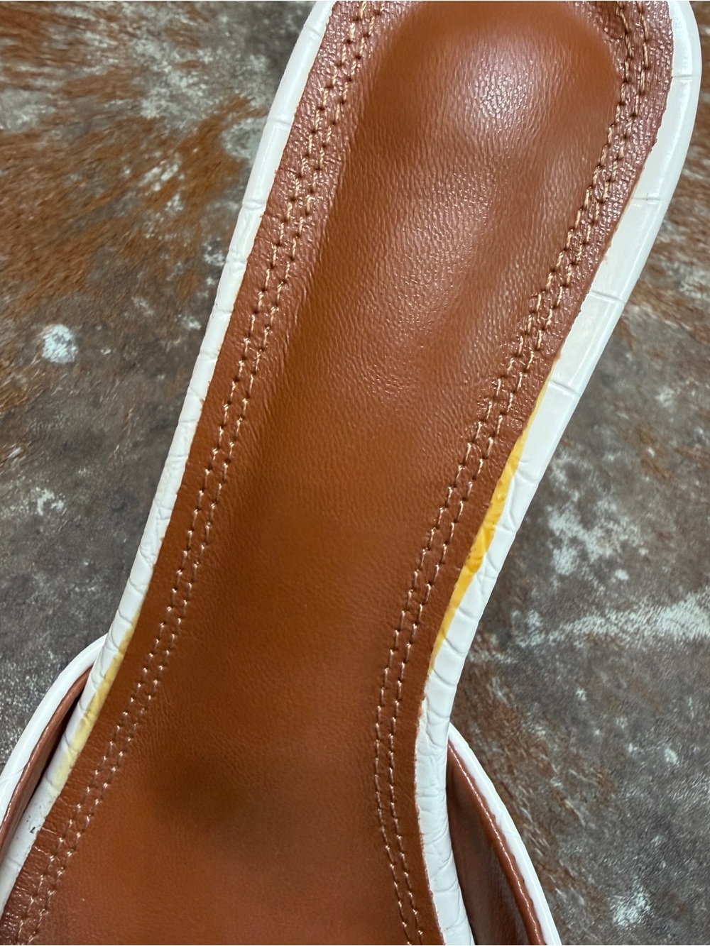 White Croc-Textured Pointed Toe Slip-On Heels - Picture 2 of 7